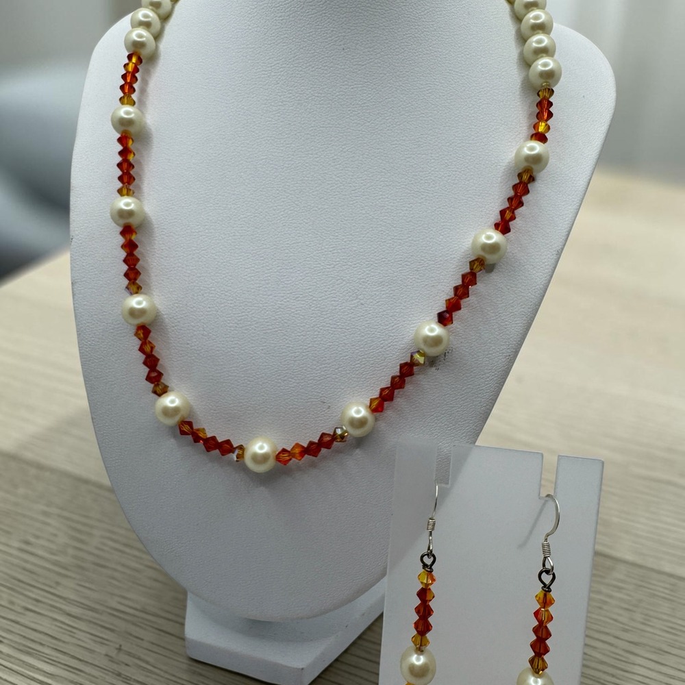 Orange Amber Crystal & Cream Pearl Necklace Earring Set Silver Tone 16in